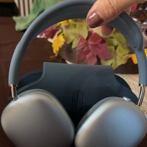 Apple- AirPods Max (USB-C) Blue